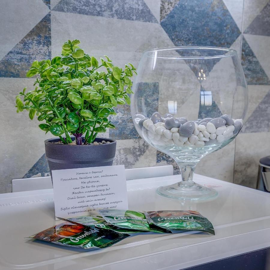 "Asaapart" Lamiya Apartment Almaty Ngoại thất bức ảnh