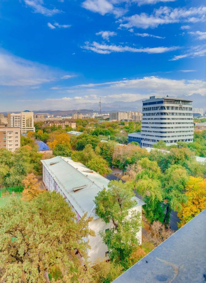 "Asaapart" Lamiya Apartment Almaty Ngoại thất bức ảnh